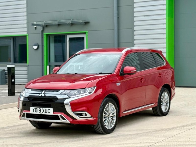 MITSUBISHI OUTLANDER 2.4h TwinMotor 13.8kWh 4h CVT 4WD Euro 6 (s/s) 5dr